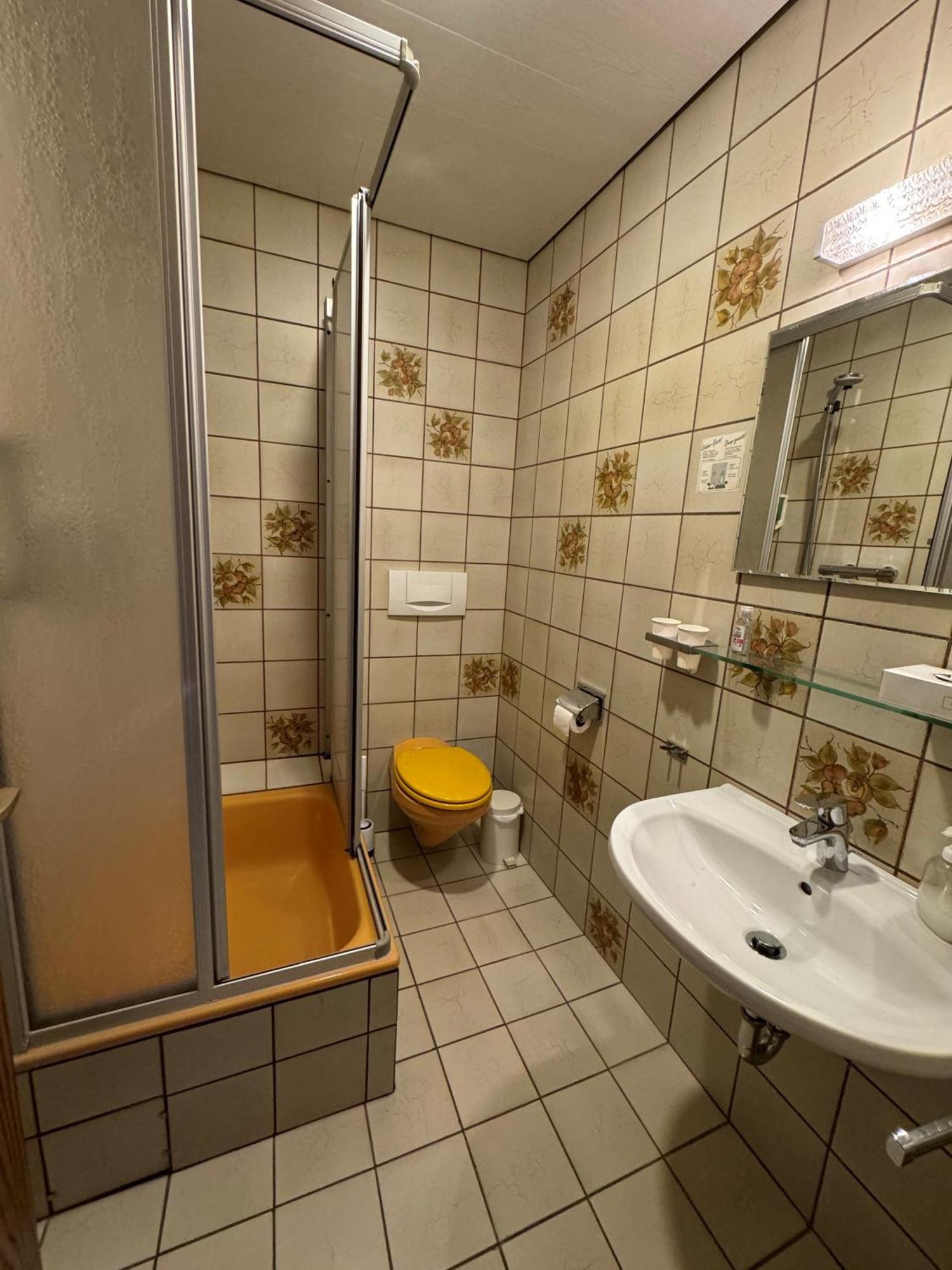 Hotel Zur Muehle Iserlohn Kamer foto
